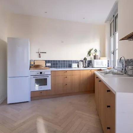 Spacieux Au Coeur D'angers Etage 2 - 6 Personnes アパート アンジェ